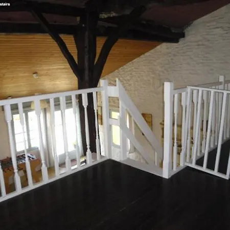 La Galerie Climatise 4 8 Personnes, 2 Salles D'eau, 2 Wc, Wifi, Parking, Piscine Chauffee A Partager, Animaux Acceptes, En Pleine Nature Vakantiehuis Lorignac