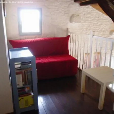 La Galerie Climatise 4 8 Personnes, 2 Salles D'eau, 2 Wc, Wifi, Parking, Piscine Chauffee A Partager, Animaux Acceptes, En Pleine Nature *