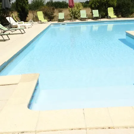 La Galerie Climatise 4 8 Personnes, 2 Salles D'eau, 2 Wc, Wifi, Parking, Piscine Chauffee A Partager, Animaux Acceptes, En Pleine Nature